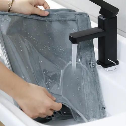 Bag holder for wardrobe